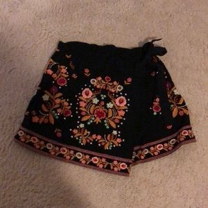 NWOT Zara Skort